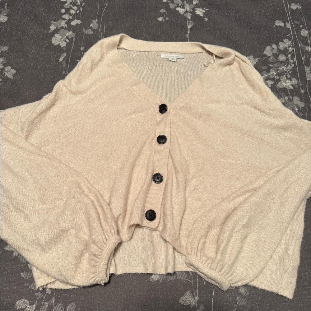 American Eagle Outfitters Women's Cream Button-Up Cardigan Size XS